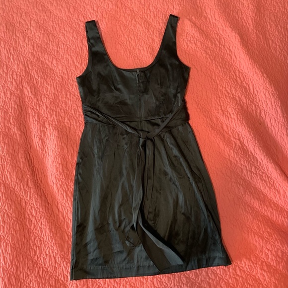 Black satin cocktail dress - Picture 2 of 3